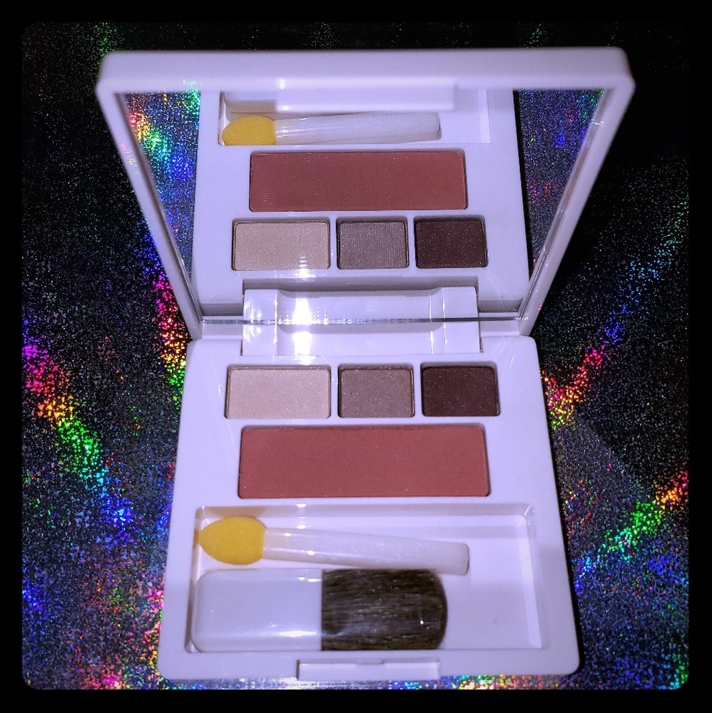 Clinique Quad